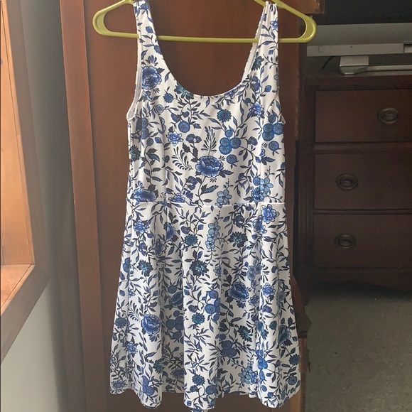 H&M Dresses & Skirts - Dress